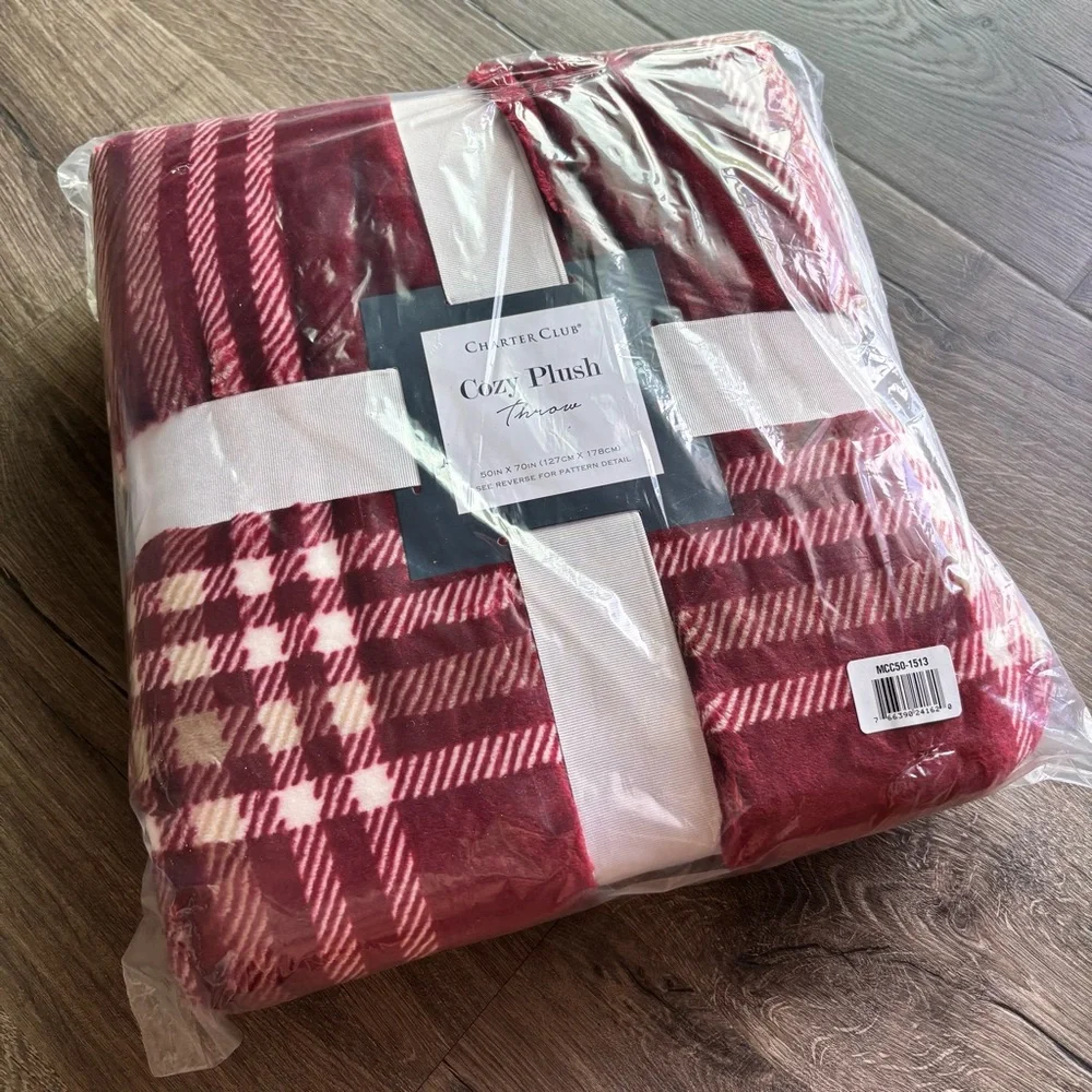 NWT Charter Club Cozy Plush 50in x 70in Throw • Garnet Plaid
